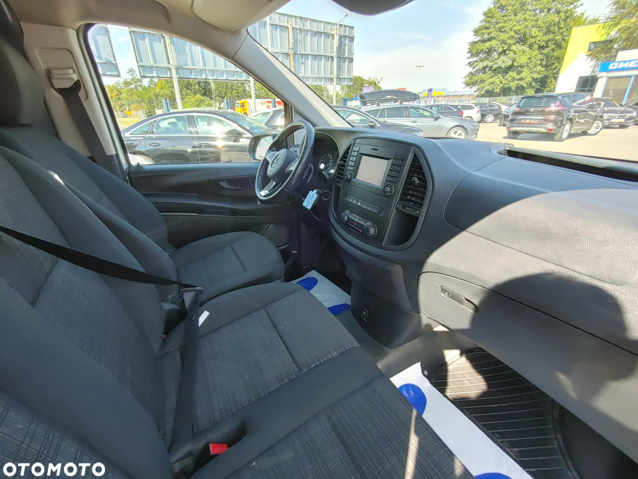 Mercedes-Benz VITO 114 LONG - 8