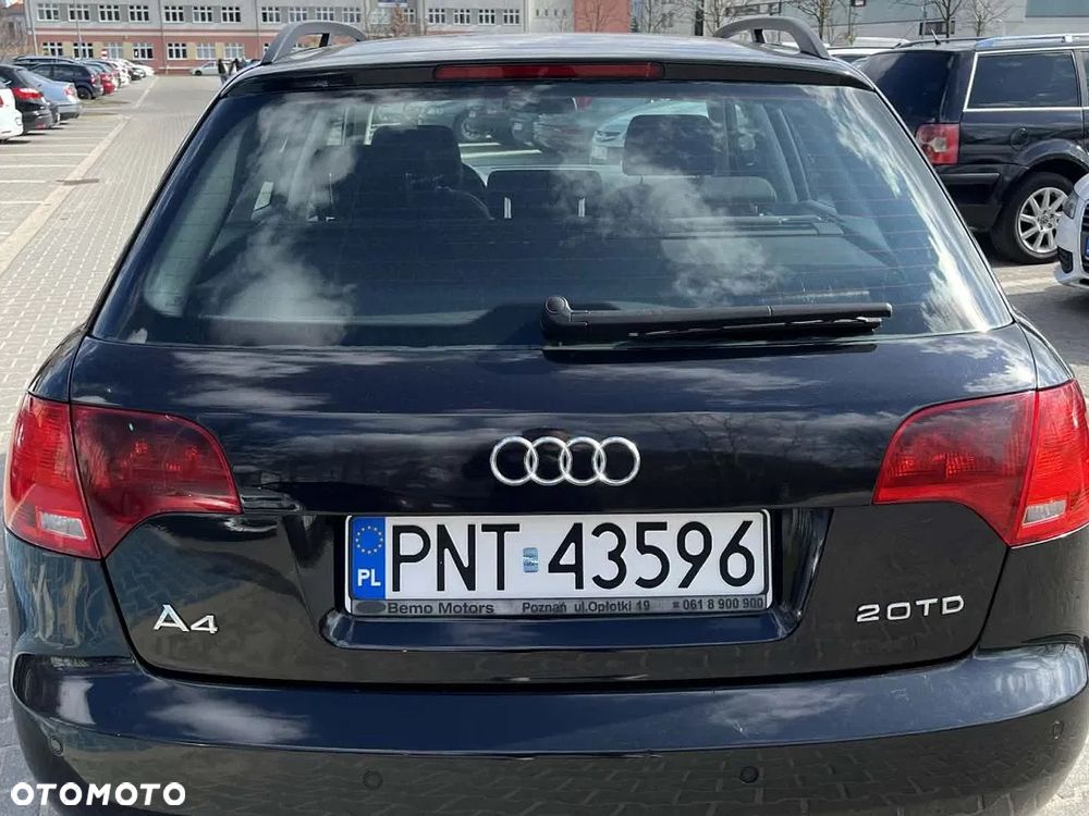 Audi A4 Avant 2.0 TDI - 4