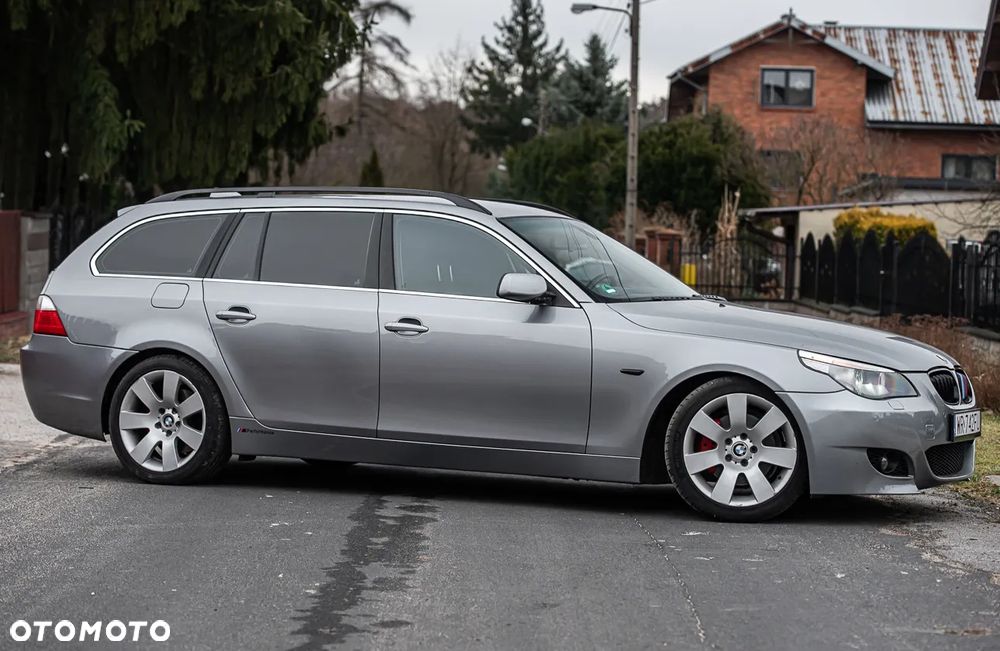 BMW Seria 5 525i - 10