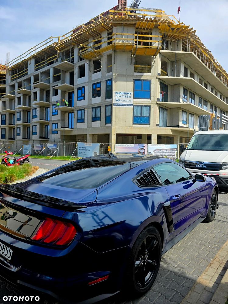 Ford Mustang - 3