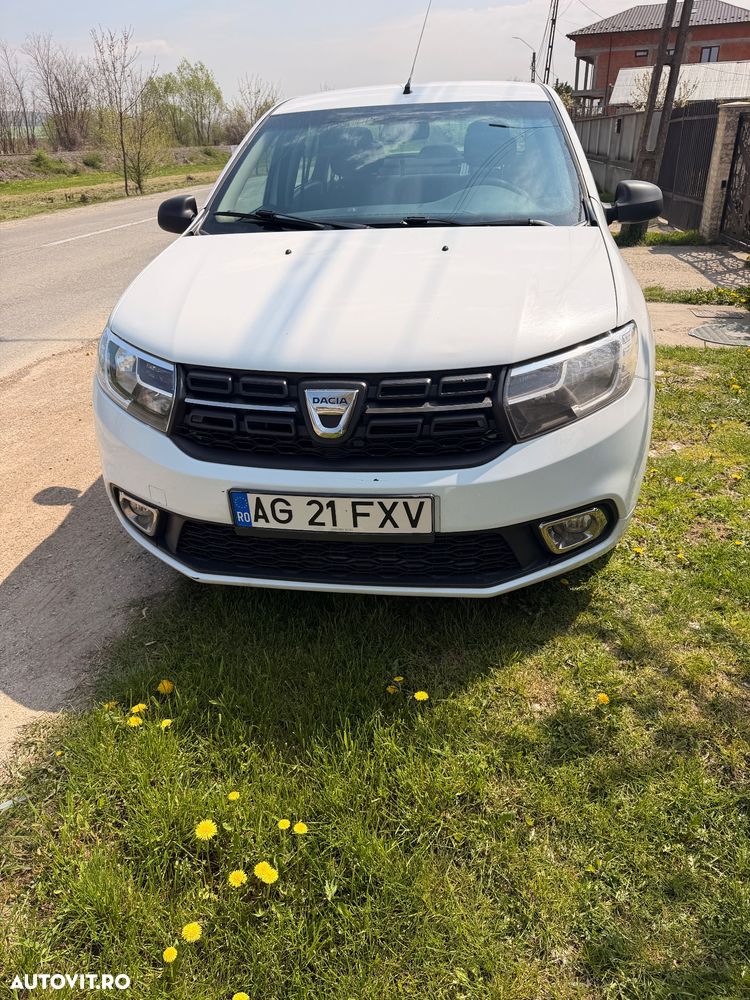 Dacia Logan TCe 90 Essential - 1