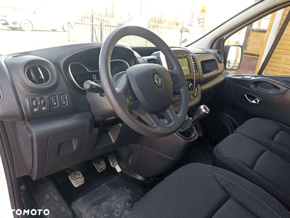 Renault TRAFIC - 9
