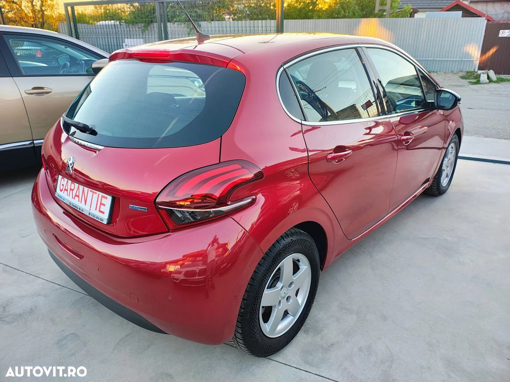 Peugeot 208 PureTech 110 Stop & Start Allure - 3