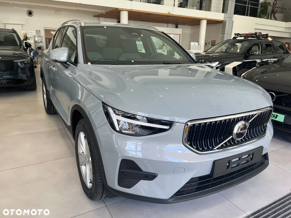Volvo XC 40 B3 Core - 4