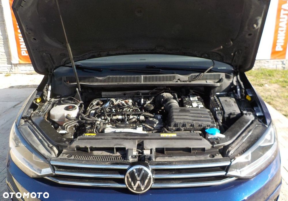 Volkswagen Touran - 3