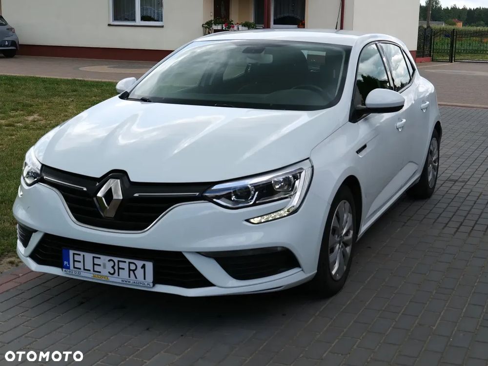 Renault Megane 1.5 Blue dCi Business - 8