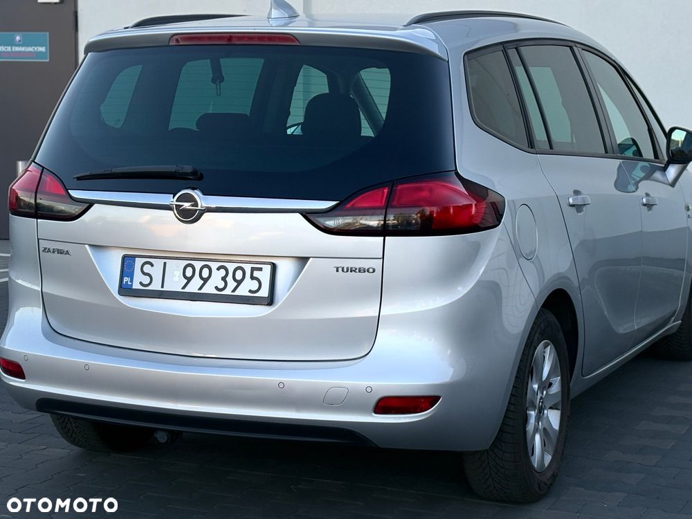 Opel Zafira - 15
