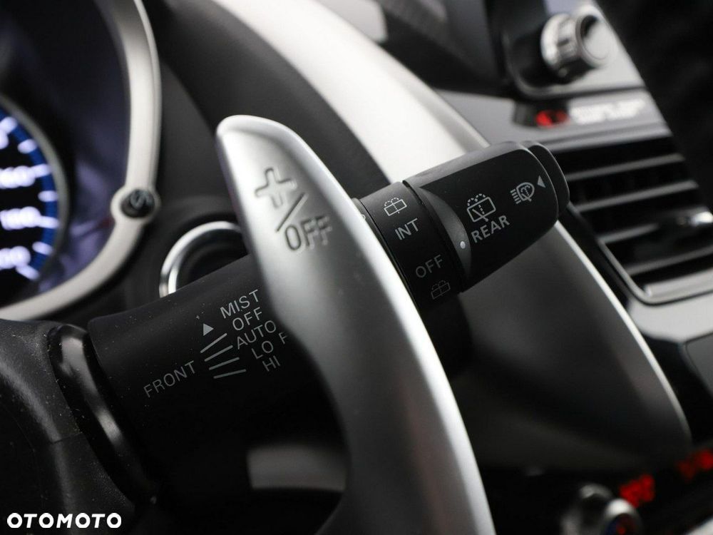 Mitsubishi Eclipse Cross - 34