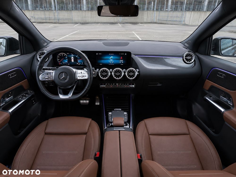 Mercedes-Benz GLA 250 4-Matic AMG Line - 4