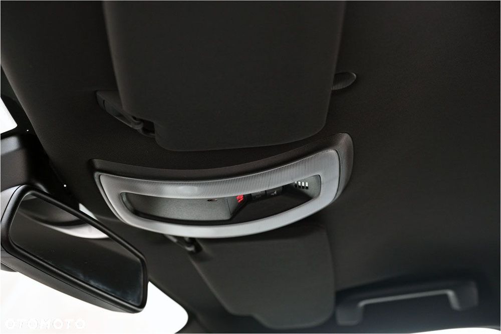 Volvo V60 D4 Geartronic RDesign - 21
