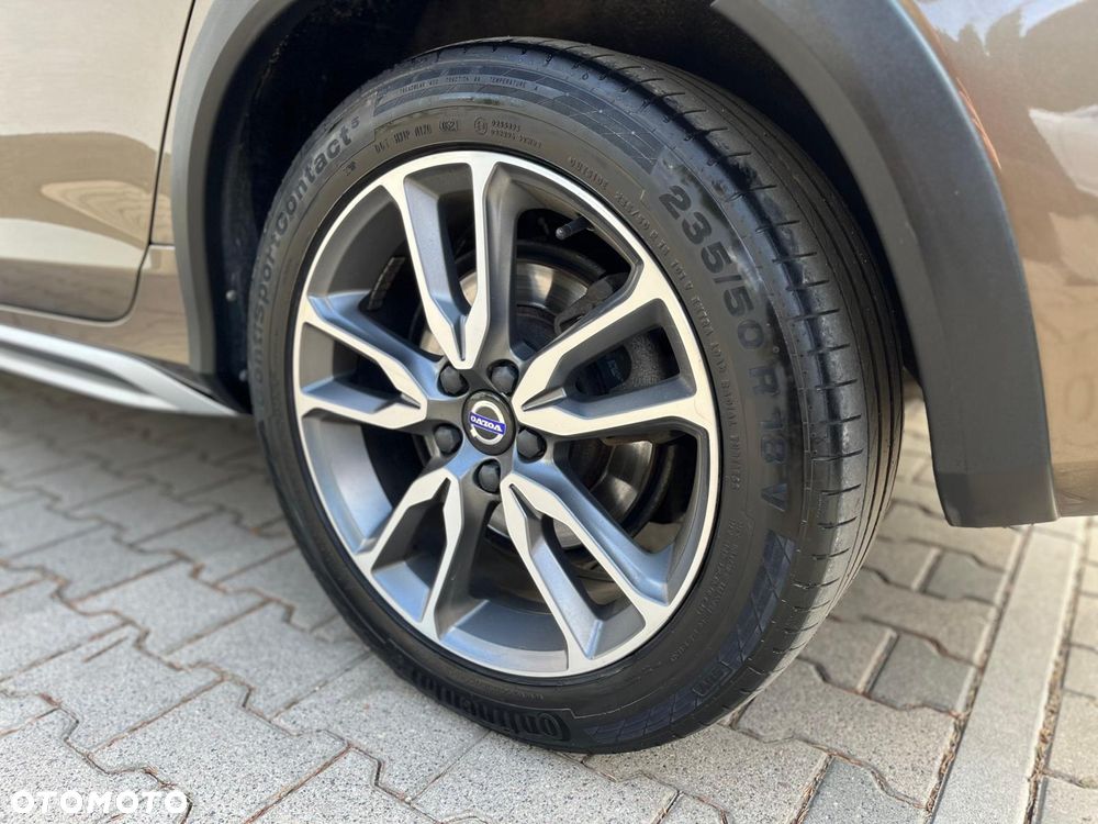 Volvo V60 Cross Country T5 AWD Summum - 15