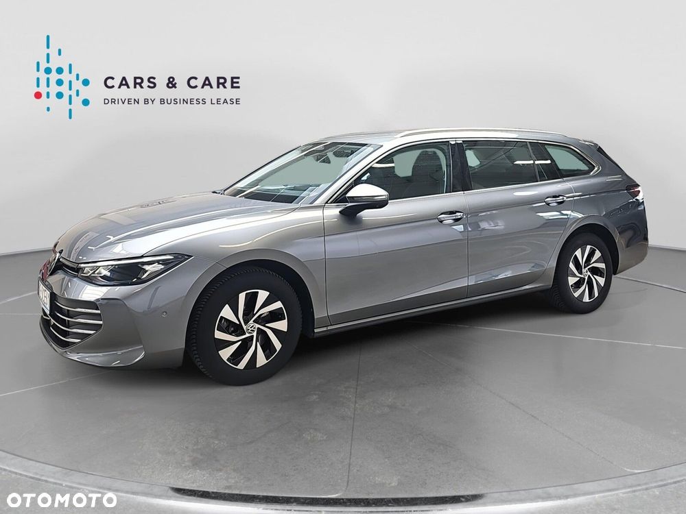 Volkswagen Passat - 32