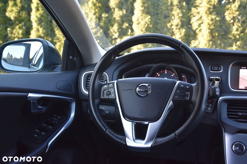 Volvo V40 Cross Country D2 Drive-E Summum - 13