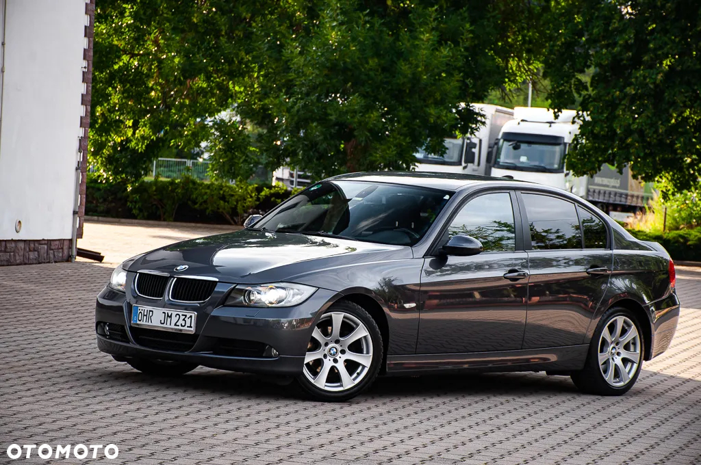BMW Seria 3 320i - 15
