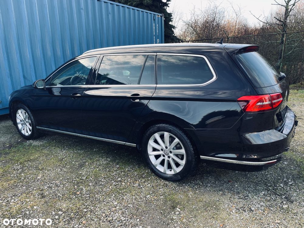 Volkswagen Passat 2.0 TDI (BlueMotion Technology) Highline - 11