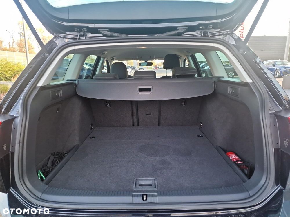 Volkswagen Golf - 19