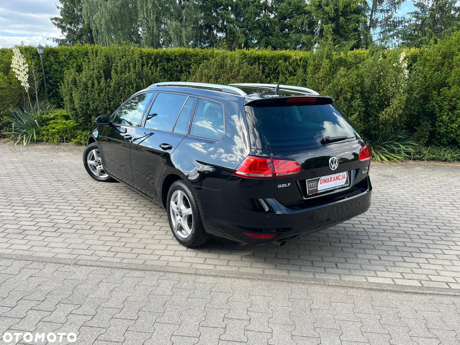 Volkswagen Golf 1.6 TDI BlueMotion Technology Lounge - 40