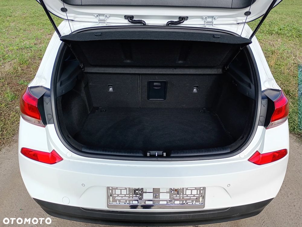 Hyundai i30 1.0 T-GDI Premium - 28