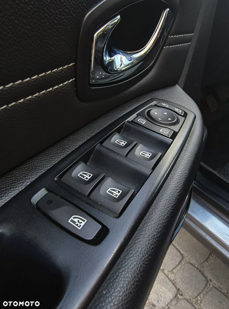 Renault Scenic Energy dCi 110 S&S Bose Edition - 29