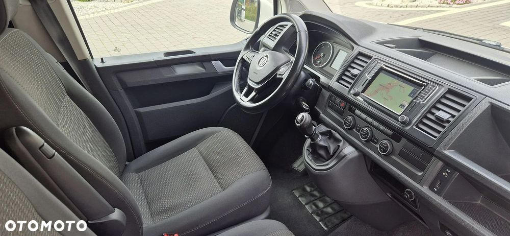 Volkswagen Caravelle 2.0 TDI L2 Comfortline - 4