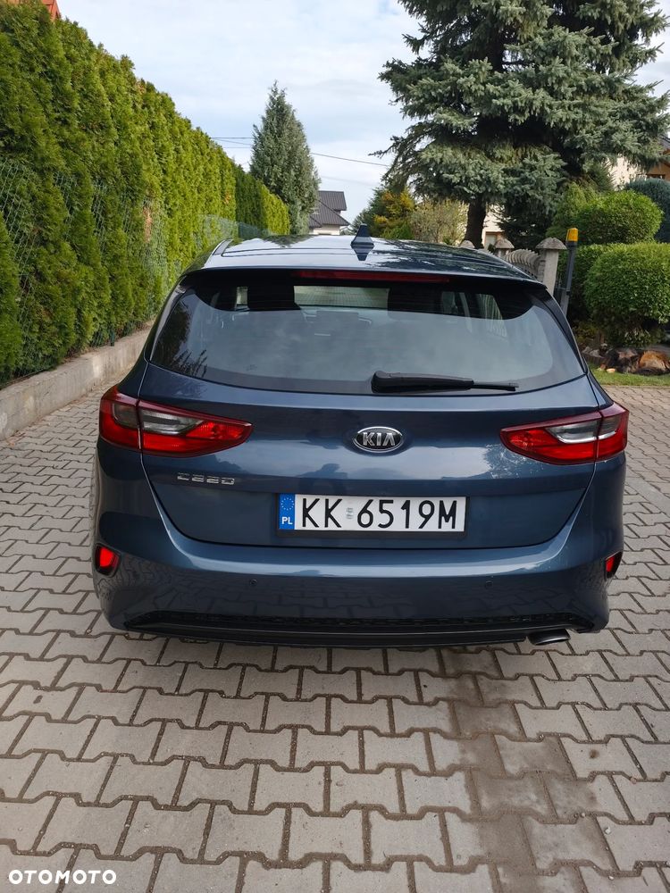 Kia Ceed - 6