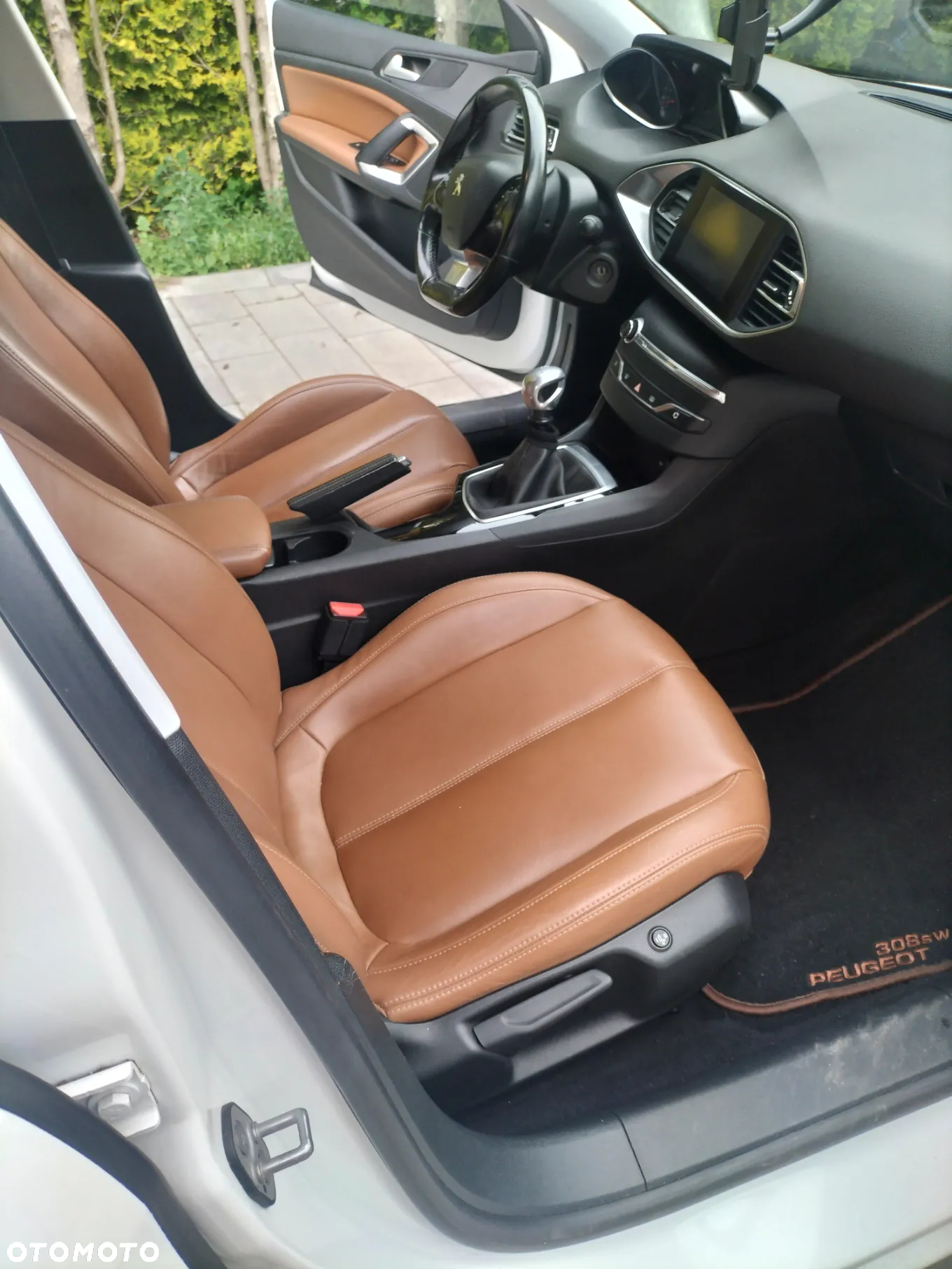 Peugeot 308 1.6 BlueHDi Allure S&S - 8
