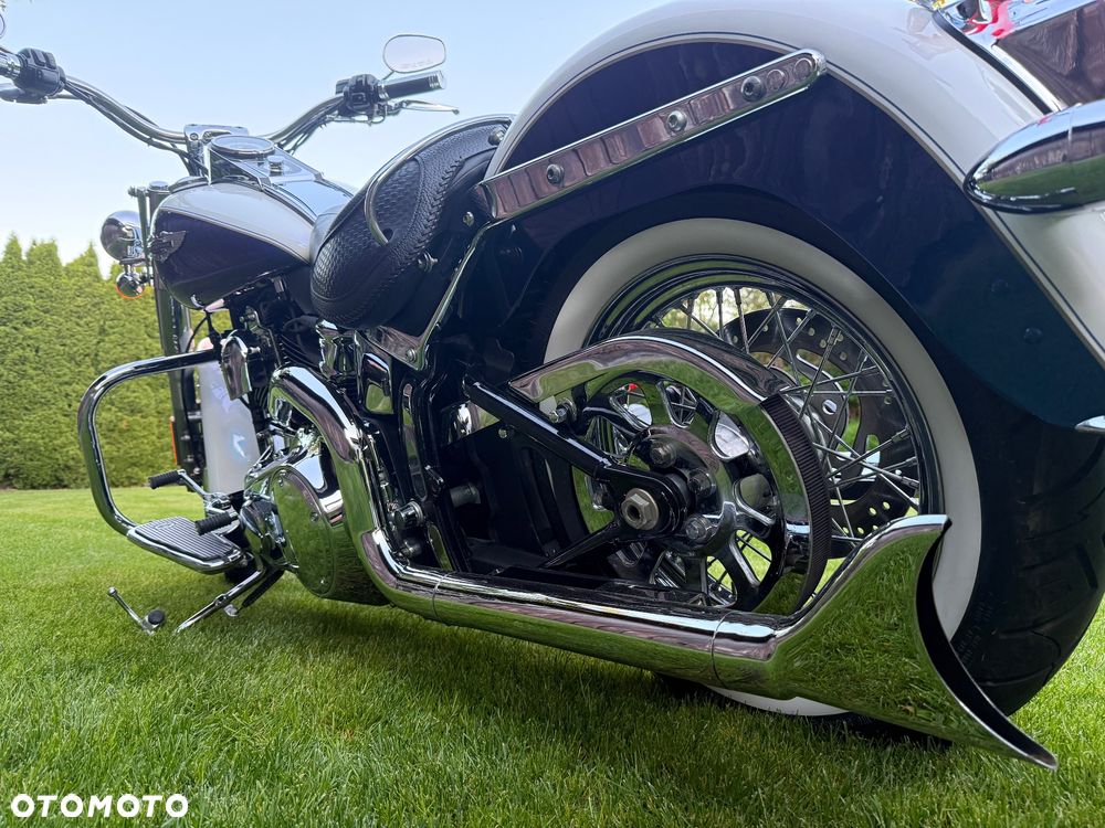 Harley-Davidson Softail Deluxe - 24
