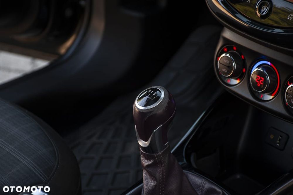 Opel Adam 1.4 Start/Stop Black Jack - 22