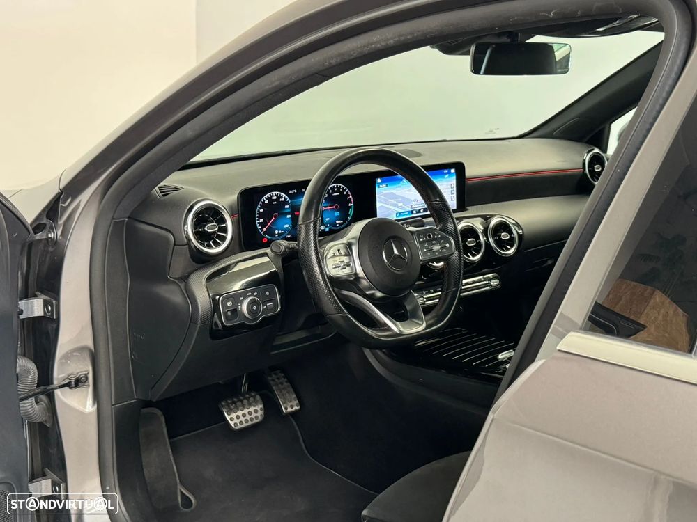 Mercedes-Benz A 250 e AMG Line - 20