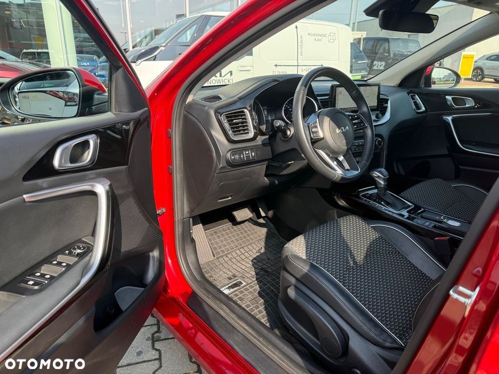 Kia Ceed 1.5 T-GDI Tribute DCT - 13