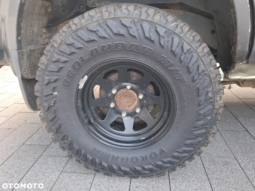 Nissan Terrano - 13