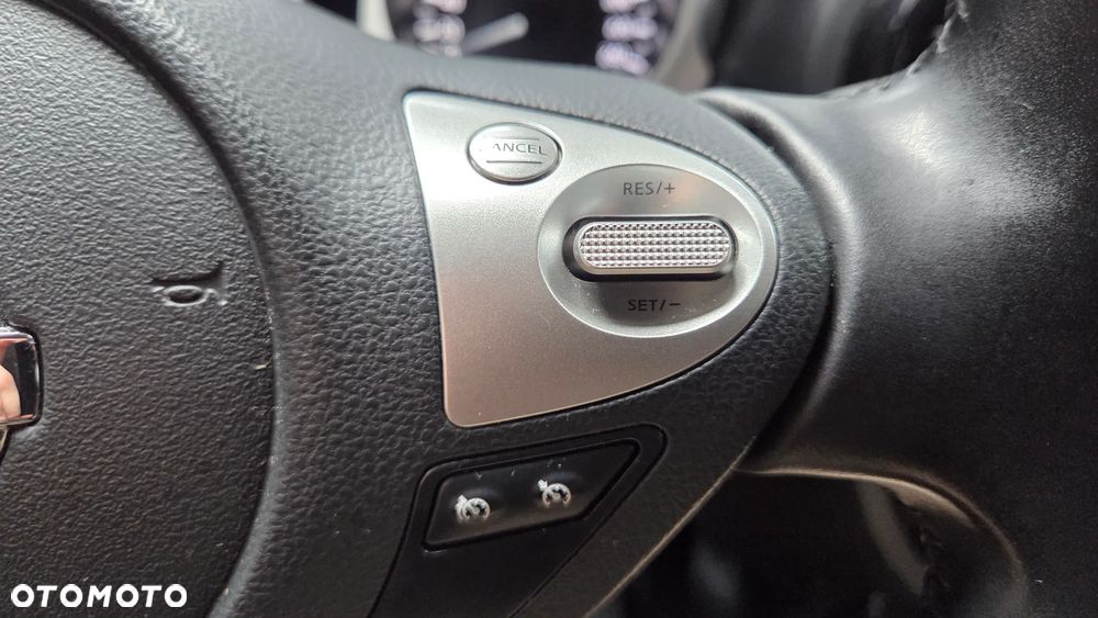Nissan Juke 1.6 Acenta - 19