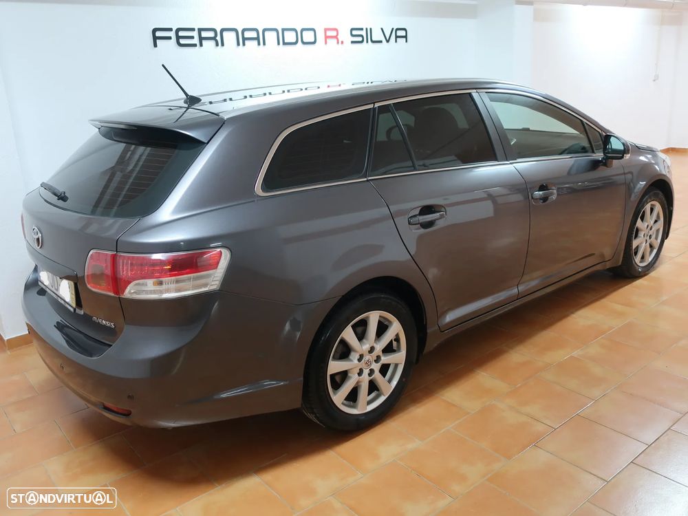 Toyota Avensis SW 2.0 D-4D Exclusive +Pele+GPS - 7