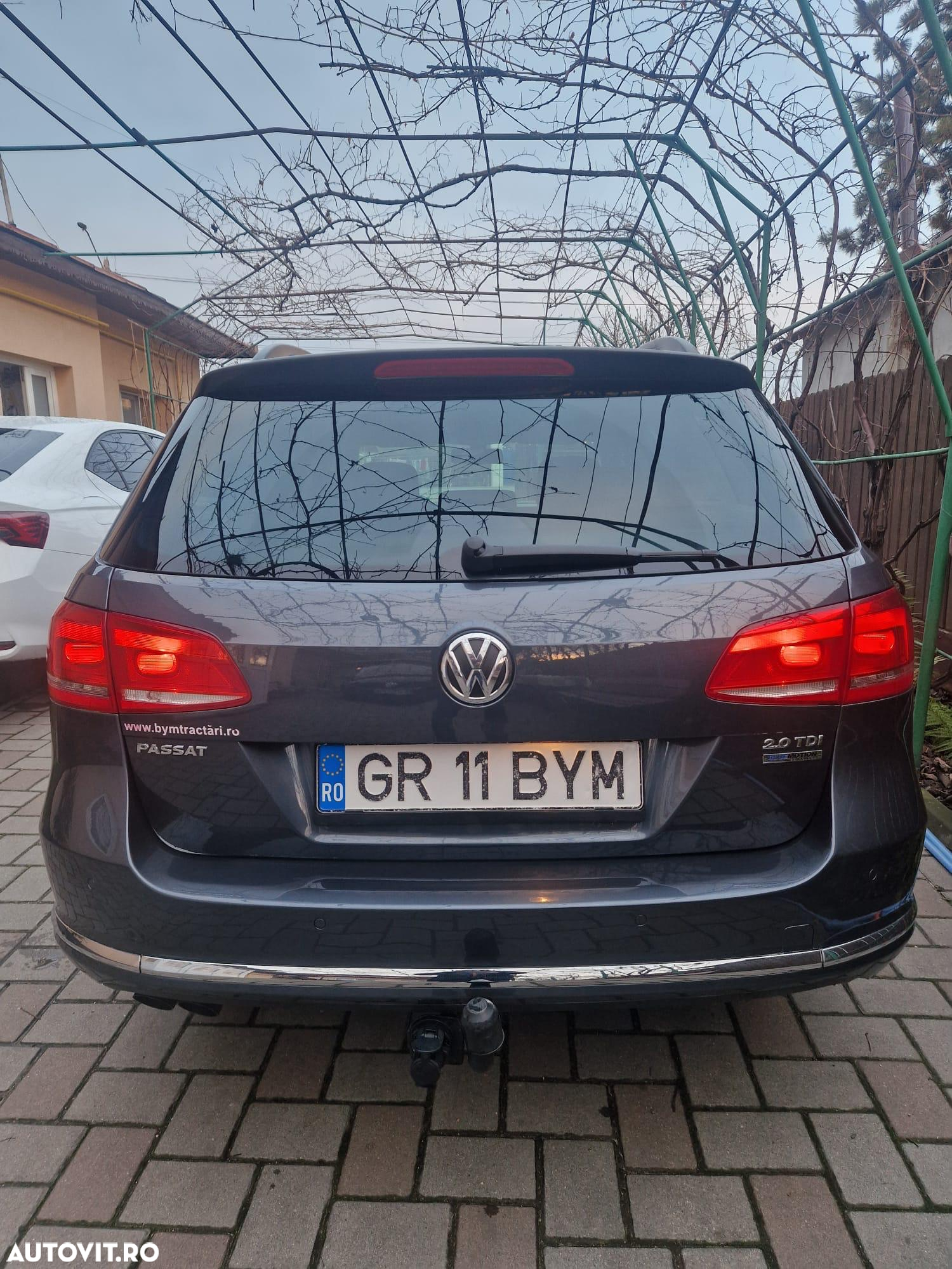 Volkswagen Passat Variant 2.0 TDI Blue TDI DSG Highline - 6