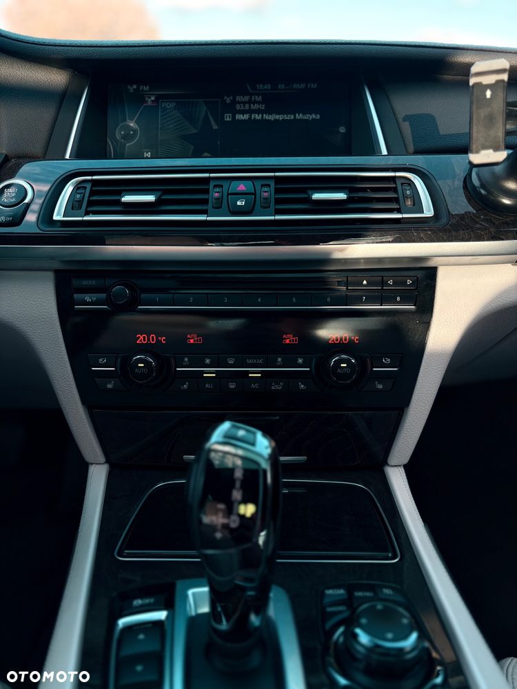 BMW Seria 7 730d xDrive Edition Exclusive - 11