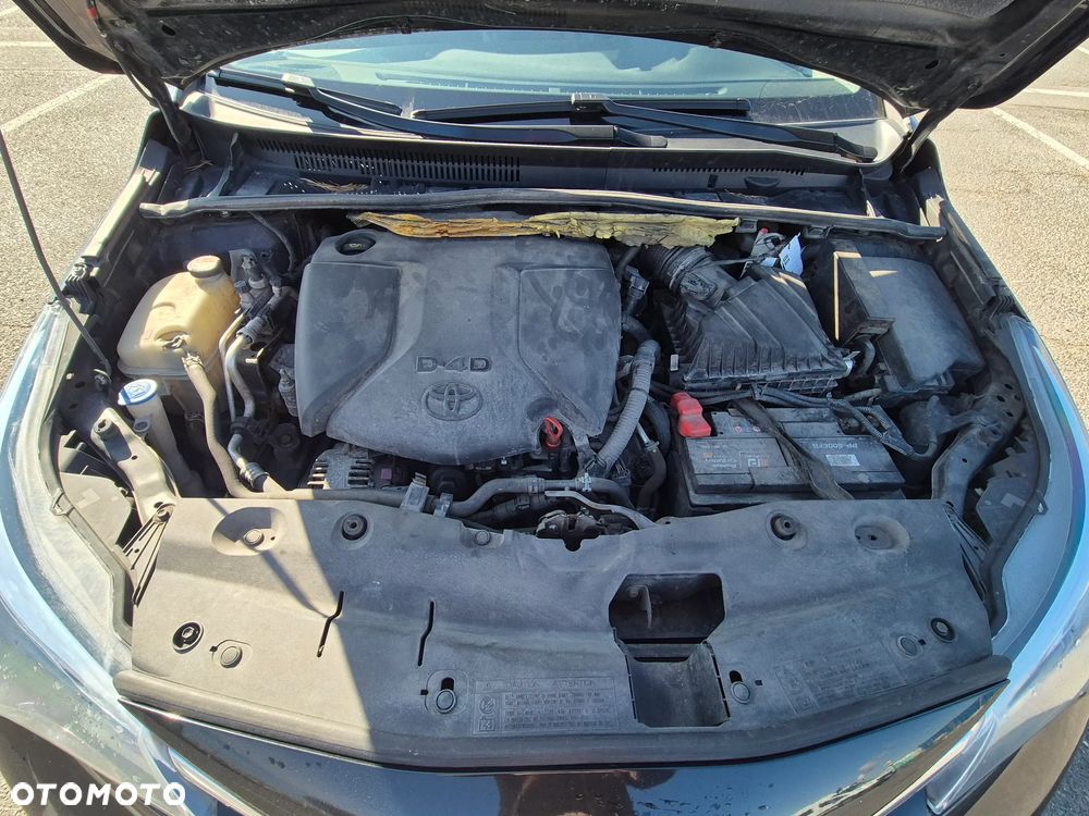 Toyota Avensis 2.0 D-4D Prestige - 19