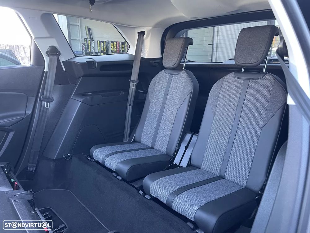 Peugeot 5008 - 14
