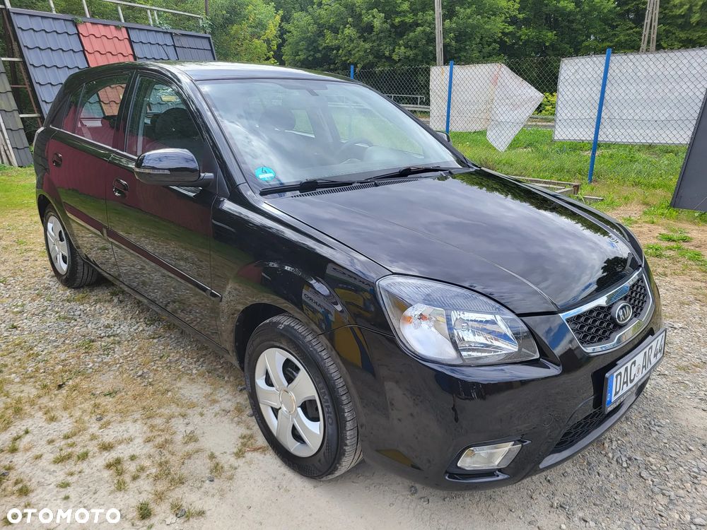 Kia Rio 1.4 Spirit - 8