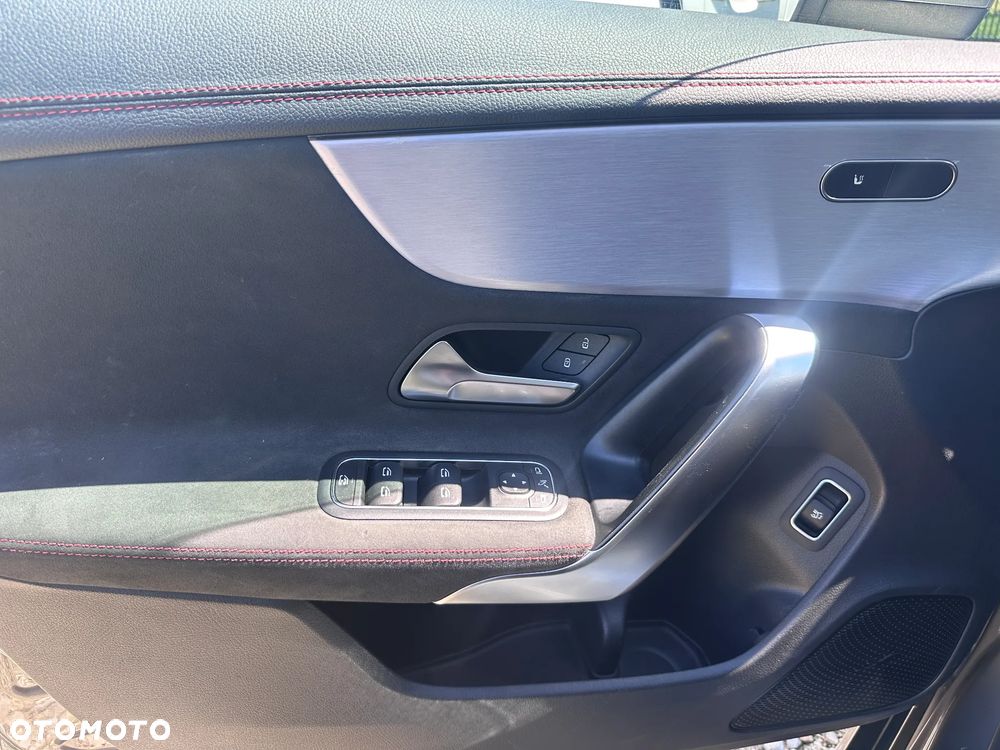 Mercedes-Benz CLA 200 d 8G-DCT Edition AMG Line - 31