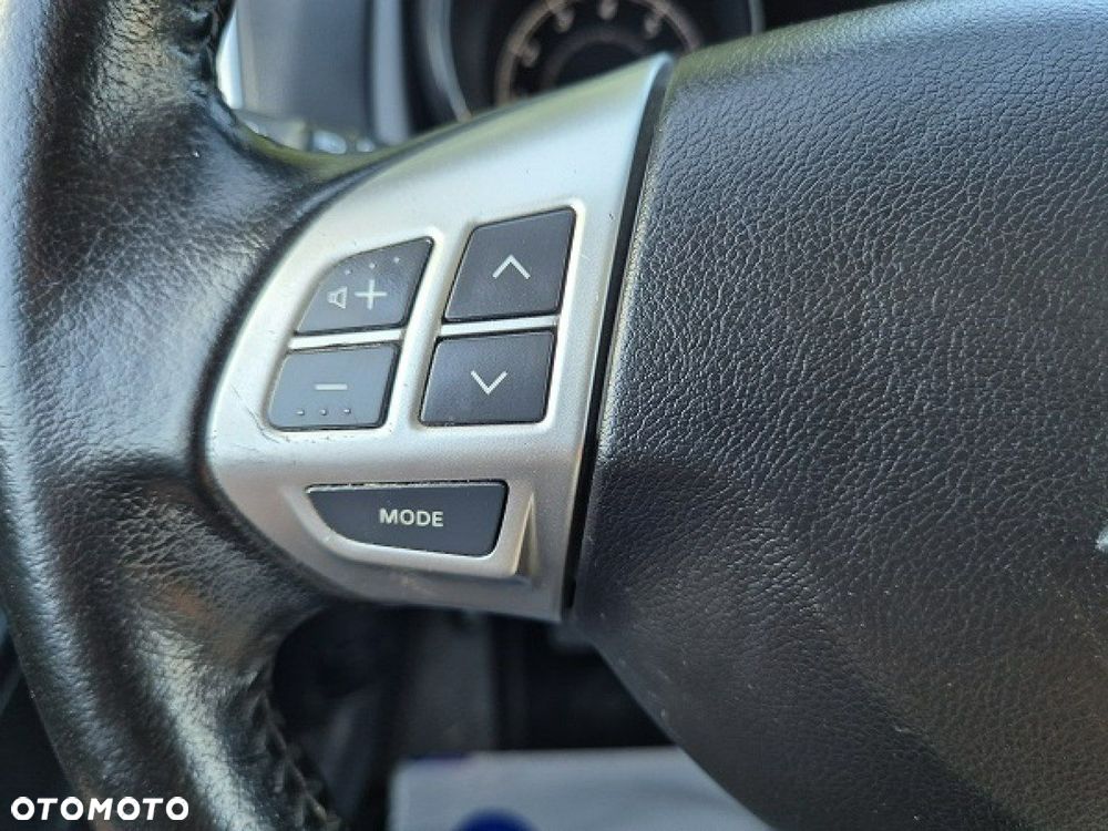 Mitsubishi ASX - 17