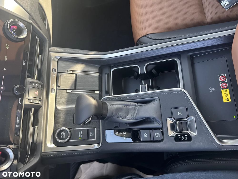 Lexus GX - 18