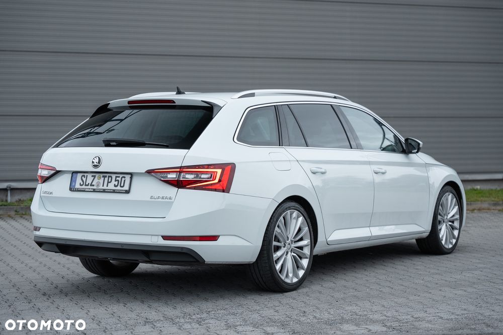 Skoda Superb 2.0 TDI L&K - 10