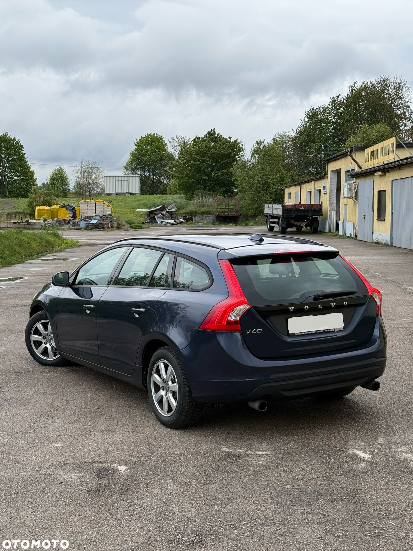 Volvo V60 T3 - 4
