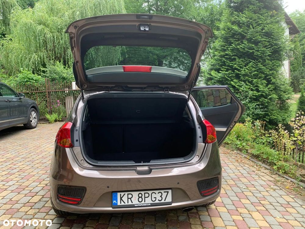 Kia Ceed 1.6 GDI M - 10