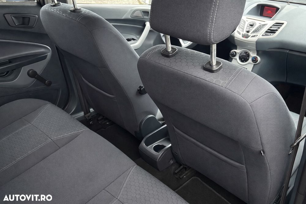 Ford Fiesta 1.6 TDCI Style - 8