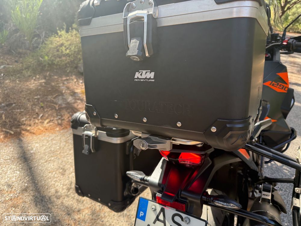 KTM 1290 Super Adventure S - 36