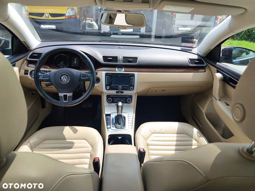 Volkswagen Passat 2.0 TDI DPF Highline DSG - 14