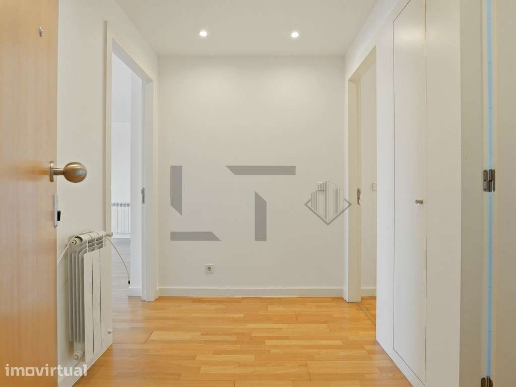Fantástico Apartamento T2 com Spa, Ginásio, Piscina Interior e 2 Lu... - Grande imagem: 5/47