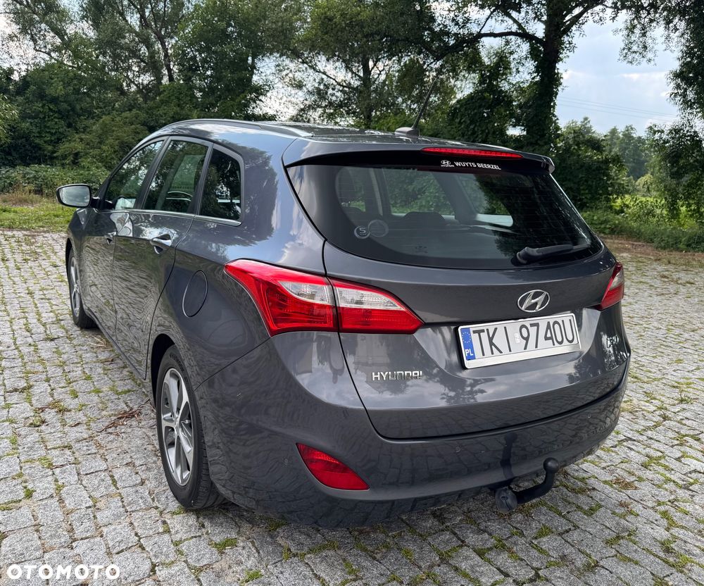 Hyundai i30 blue 1.6 CRDi Classic Navigation - 15