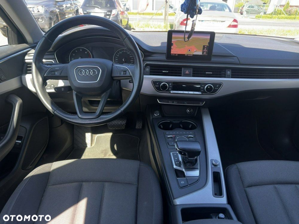 Audi A4 Allroad - 16